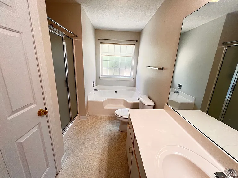 4374 Crepe Myrtle Ct #A — Photo 18