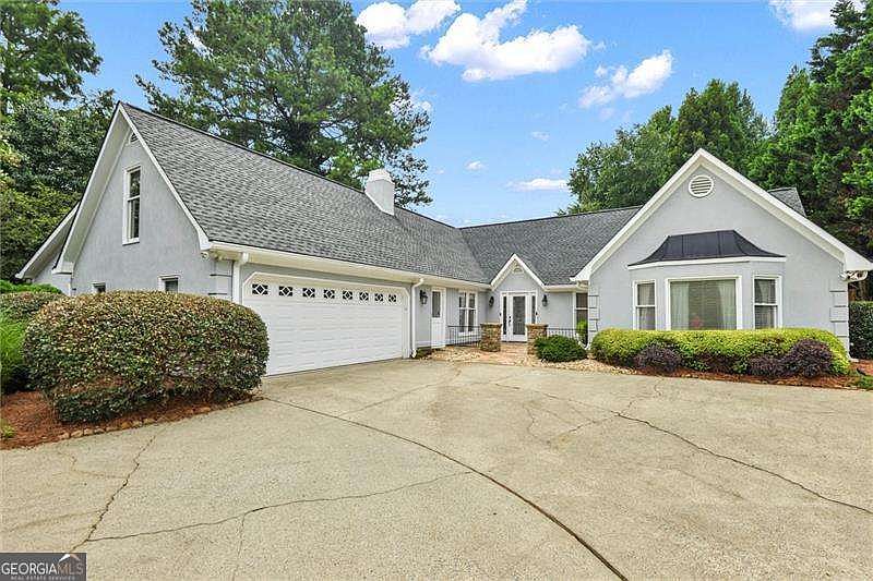 1st image of 469 Timberlea Lake Dr SE