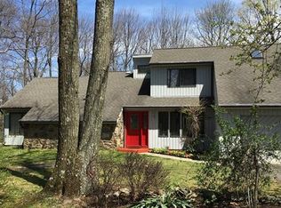 12 Contemporary Dr, Danbury, CT 06811