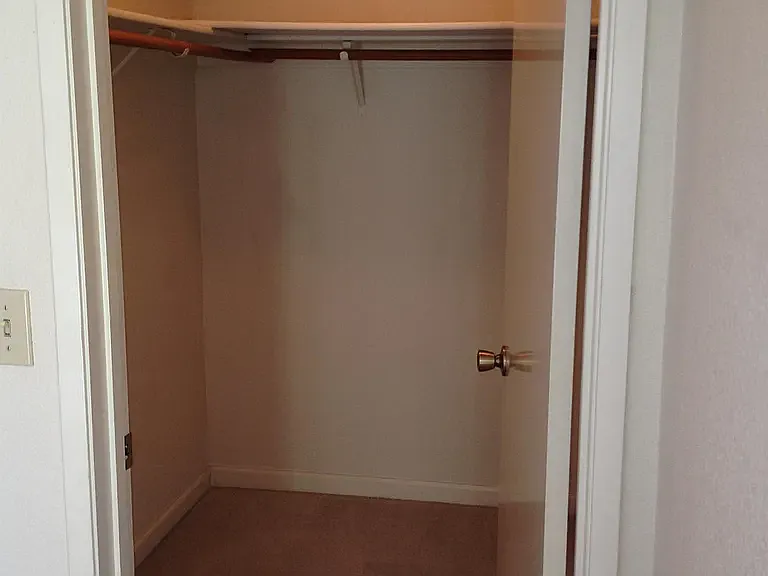 2 bed, 1062 sqft, $2,500 — Photo 2