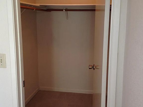 2nd image of 331 Gate Way
