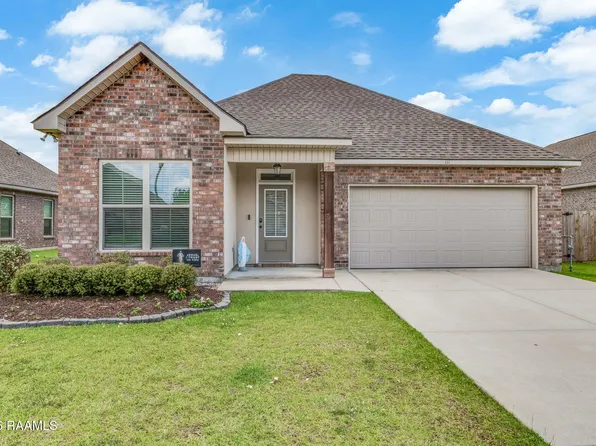 111 Rose Of Sharon Ln, Lafayette, LA 70508