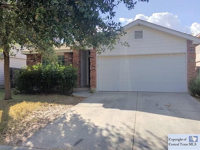 1st image of 216 San Saba