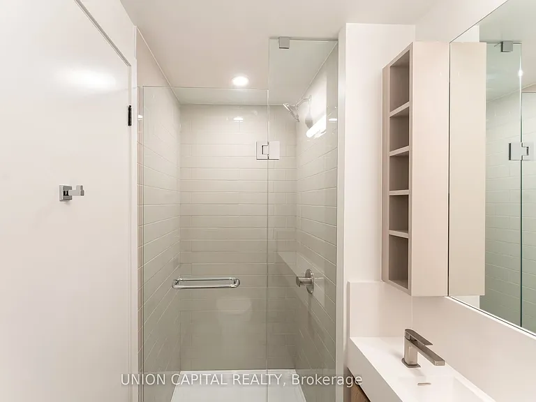 319 Jarvis St #3702 — Photo 14