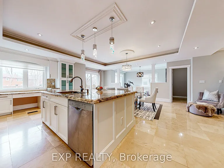 168 Caines Ave — Photo 8