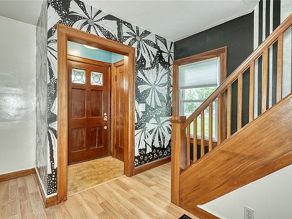 5th image of 362 Embury Rd