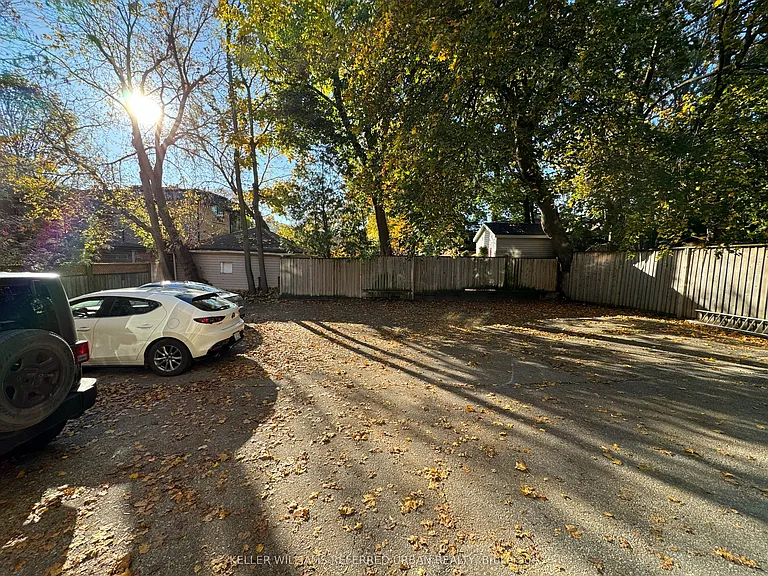 823 Millwood Rd #6 — Photo 13