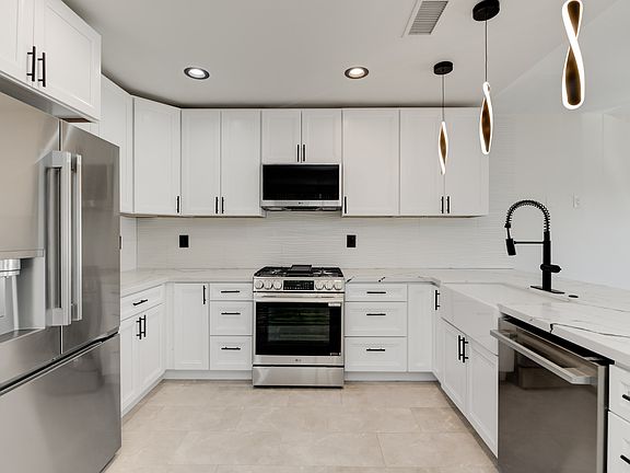 4th image of 4269 Mission Blvd