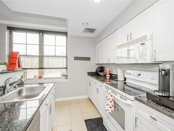 5th image of 300 Mamaroneck Ave APT 332