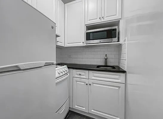 Rented by Brown Harris Stevens | media 14