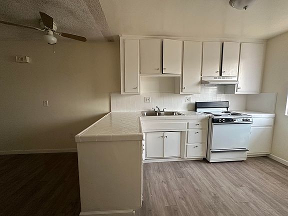 3rd image of 7320 Valaria Dr #A19