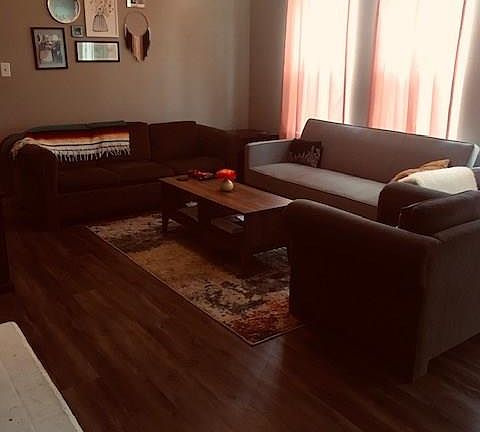 4th image of 3949 Overlake Dr