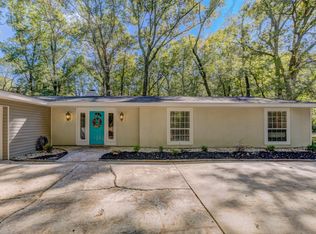 132 Robinhood Rd, Vicksburg, MS 39180