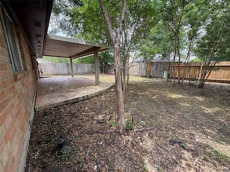 2075 Little Cedar Dr — Photo 28