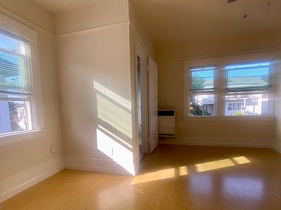 5th image of 2133 E 24th St #C