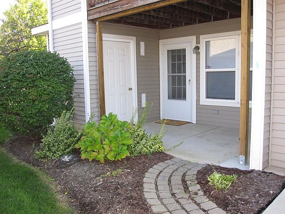 2nd image of 1419 Millbrook Trl
