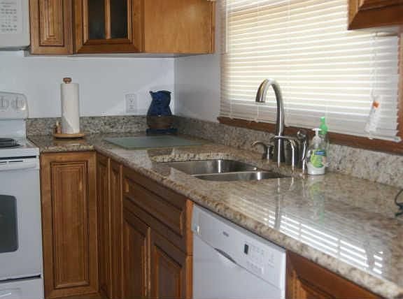 4th image of 755 Greymont Dr