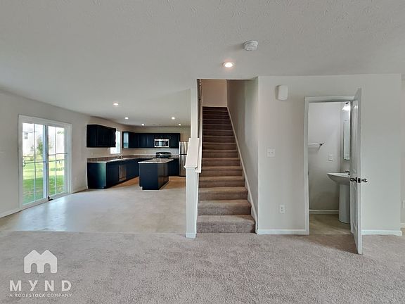 3rd image of 144 Dietz Dr