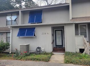 234 Highpoint Dr, Diamondhead, MS 39525