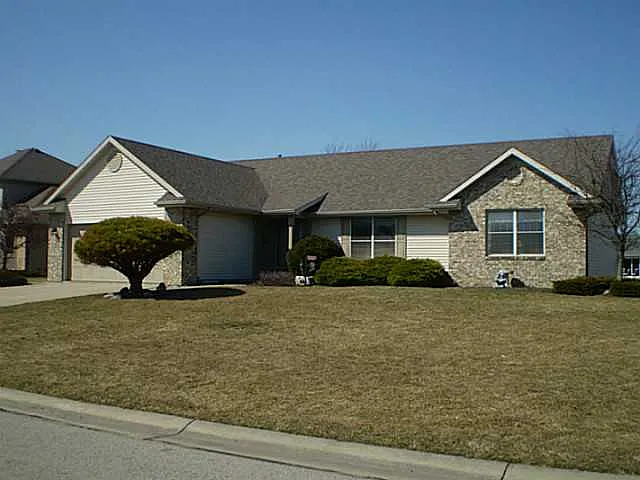 1276 Hilton Head Ct photo 1