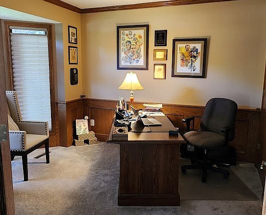 5th image of 10570 Kings Way