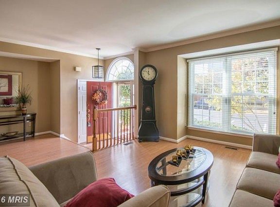 4th image of 7005 Fieldhurst Ct