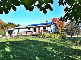 54 Glenbrook Dr, Greenfield, MA 01301