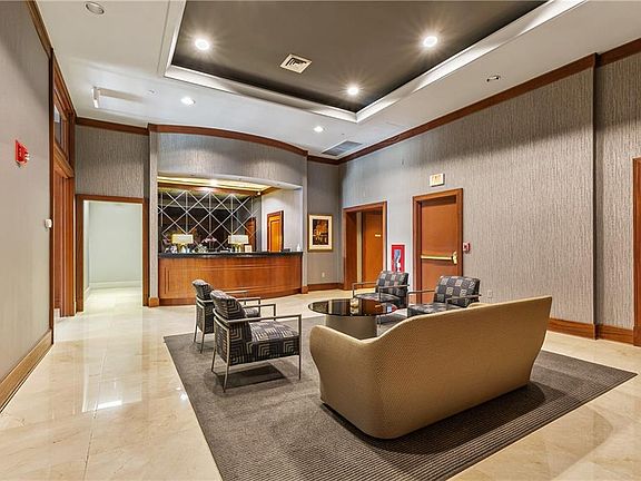 5th image of 625 Saint Charles Ave APT 10D