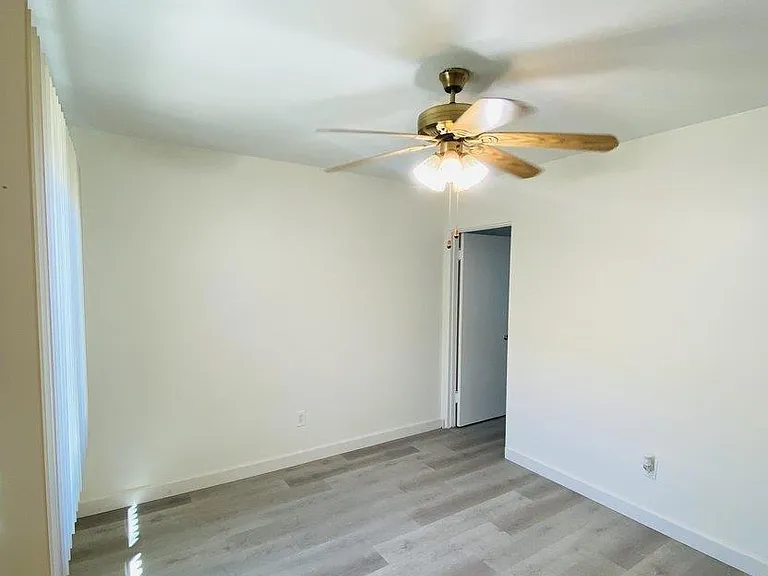 8835 La Mesa Blvd #C — Photo 10