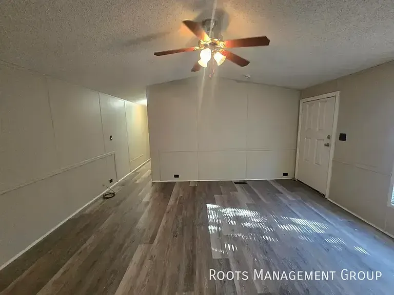 310 Hester Ave #230 — Photo 5