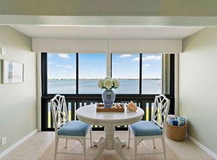 E, Stuart, FL 34996