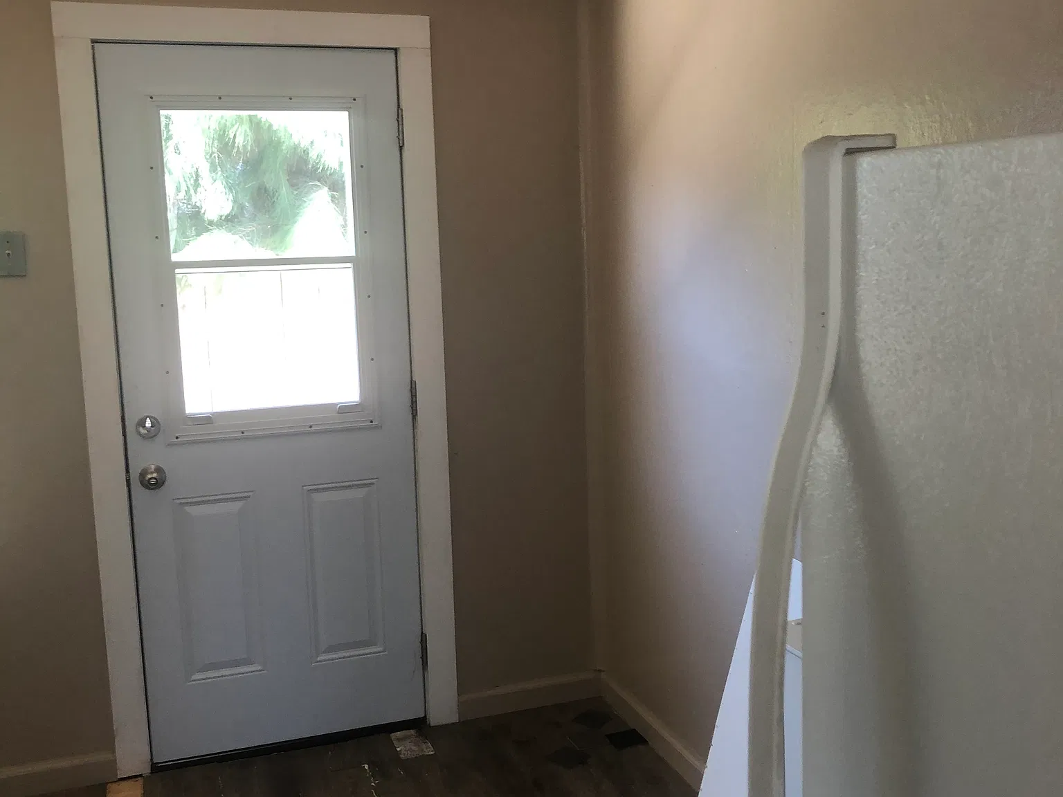 2 bed, 700 sqft, $1,800 — Photo 3