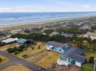 1922 NW Cunard St, Waldport, OR 97394