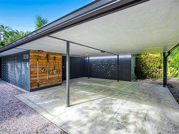 2nd image of 1239 Carlene Ave
