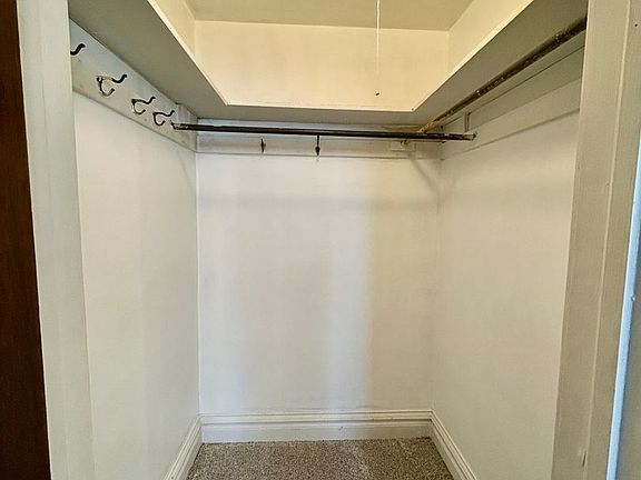 5th image of 601 N 27th Ave W Unit B