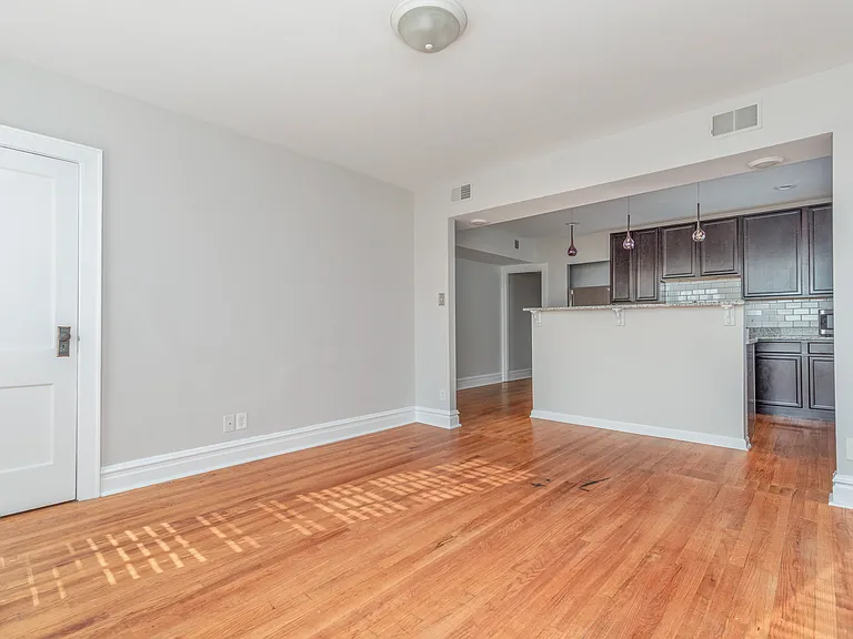 1555 Tamm Ave #B — Photo 7