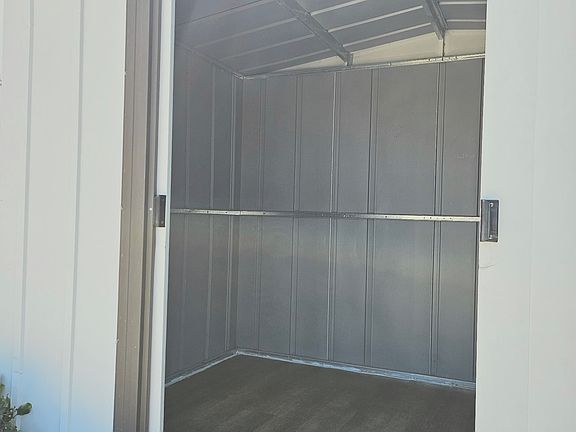 5th image of 1074B Memory Ln #B