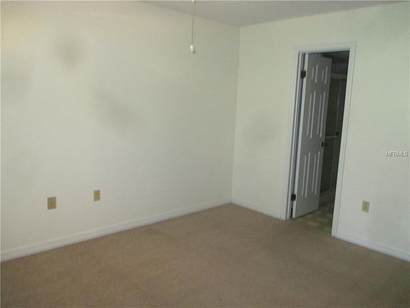 3rd image of 2723 Beacon St #2723