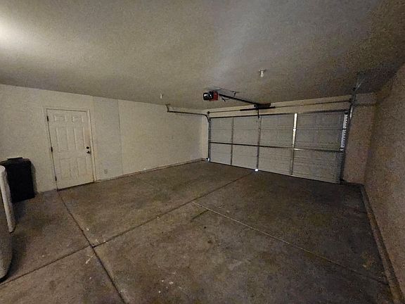 2nd image of 2515 Valley Vis