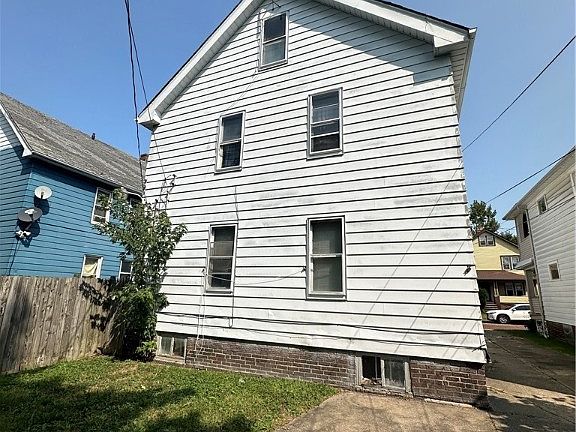 4th image of 1204 E 173rd St
