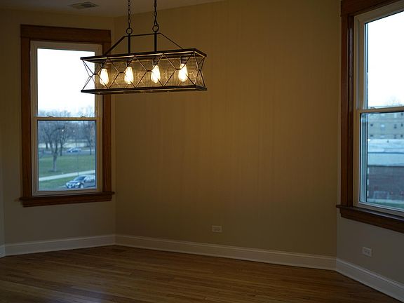 5th image of 1138 N Kedzie Ave #2