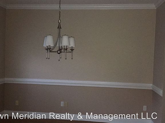 5th image of 1522 Applewood Way
