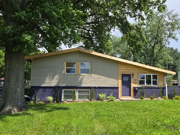2919 S Westport Rd, Independence, MO 64052