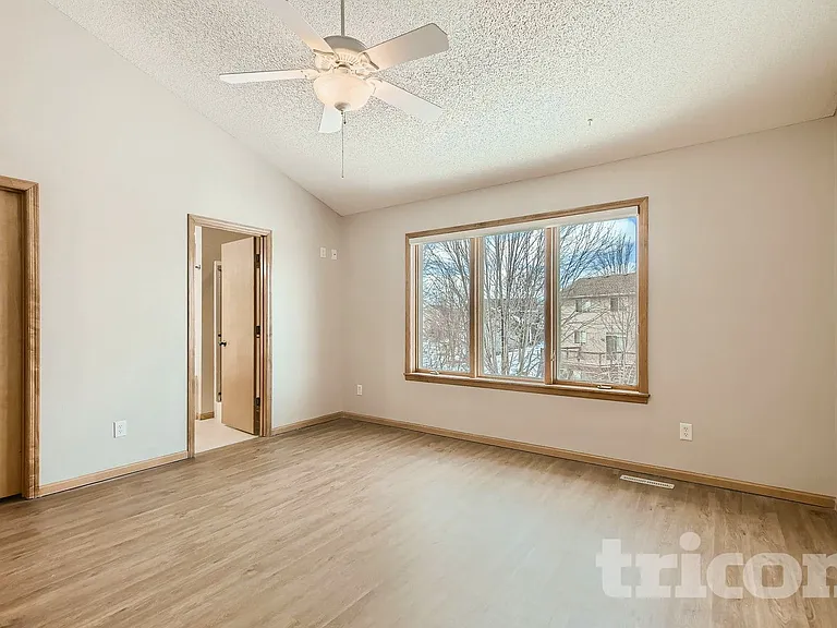 2056 Staghorn Dr — Photo 27