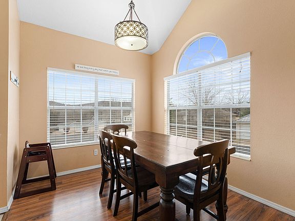 5th image of 155 Meadow Brook Lane #6 BLDG 1