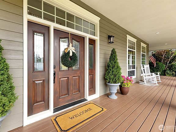 3rd image of 25715 NE 74th Court