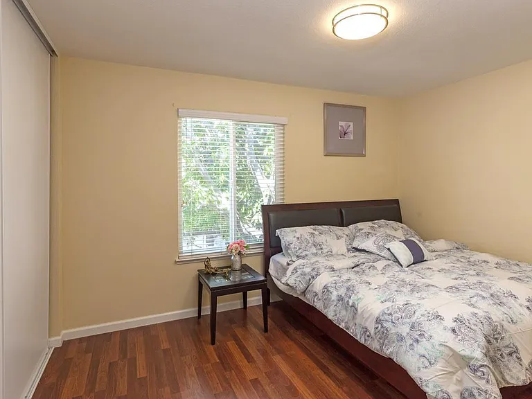 263 N Temple Dr — Photo 13