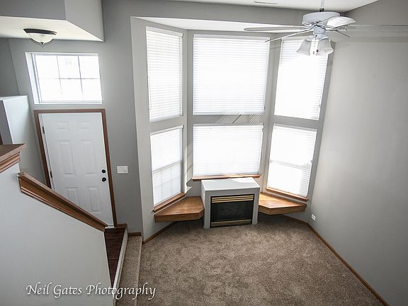 5th image of 709 Hidden Creek Ln