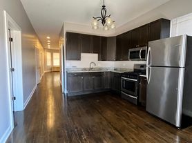 1722 N Central Park Ave, Chicago, IL