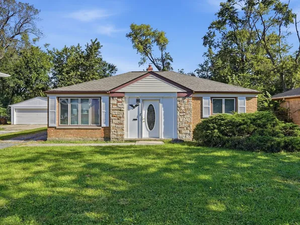 62 Marquette St, Park Forest, IL 60466